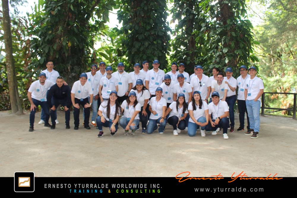 Team Building El Salvador Talleres de Cuerdas Bajas | Team Building Empresarial para el desarrollo de equipos de trabajo